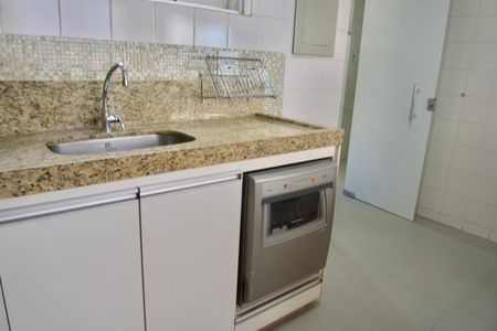 Apartamento para alugar com 130m², 4 quartos e 2 vagasCozinha - Armários