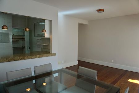 Sala de apartamento para alugar com 4 quartos, 130m² em Buritis, Belo Horizonte