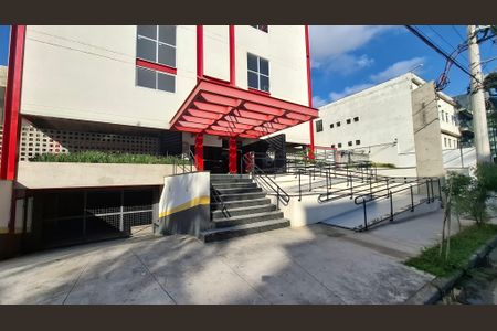Apartamento à venda com 53m², 1 quarto e 2 vagasFachada