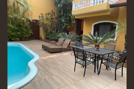 Casa à venda com 600m², 4 quartos e 7 vagas