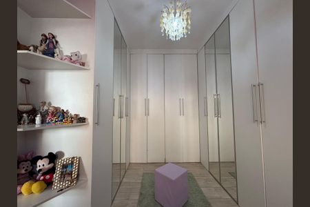 Casa à venda com 4 quartos, 315m² em Swiss Park, Campinas