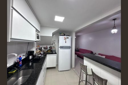Casa de condomínio à venda com 120m², 3 quartos e 2 vagasCozinha
