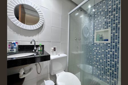 Casa de condomínio à venda com 120m², 3 quartos e 2 vagasBanheiro Social
