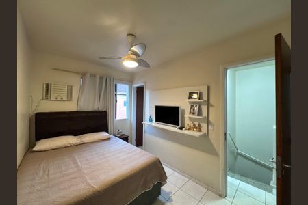 Casa de condomínio à venda com 120m², 3 quartos e 2 vagasSuite