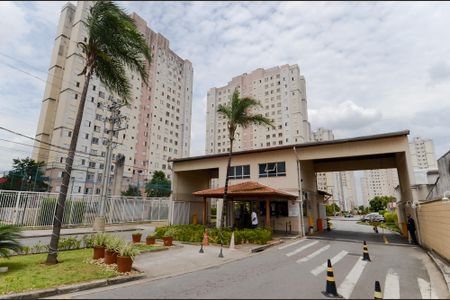 Apartamento para alugar com 45m², 2 quartos e sem vagaEntrada social 