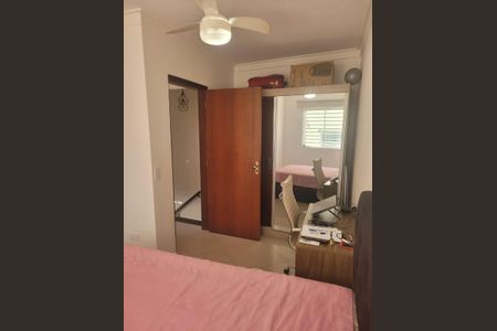 Casa à venda com 75m², 2 quartos e 2 vagasFoto 03