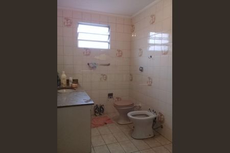 Casa à venda com 4 quartos, 250m² em Jardim Sertaozinho, São Paulo