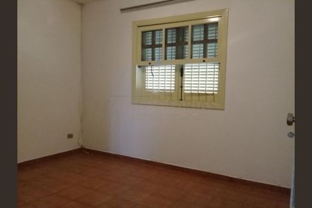 Casa à venda com 4 quartos, 250m² em Jardim Sertaozinho, São Paulo