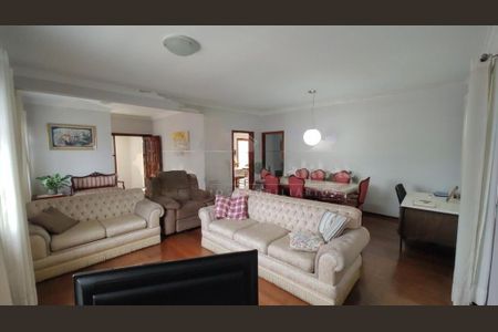 Casa à venda com 3 quartos, 200m² em Parque Cocaia, São Paulo