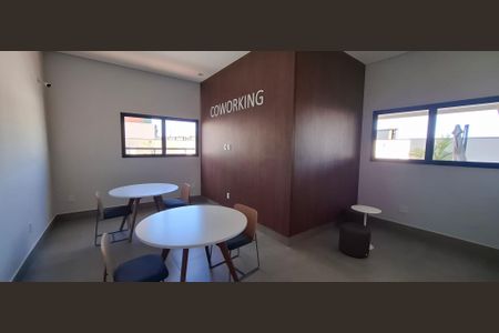 Apartamento para alugar com 85m², 2 quartos e 2 vagasÁrea Comum - Sala de Reuniões