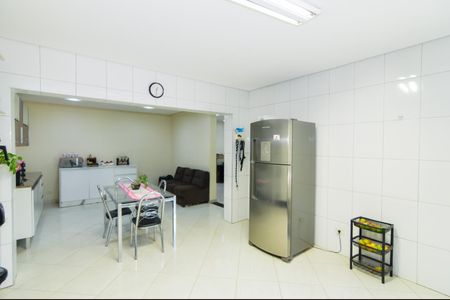 Casa para alugar com 357m², 3 quartos e 2 vagasCozinha