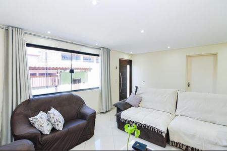 Casa para alugar com 357m², 3 quartos e 2 vagasSala