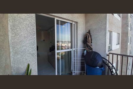 Sacada de apartamento para alugar com 3 quartos, 63m² em Novo Osasco, Osasco