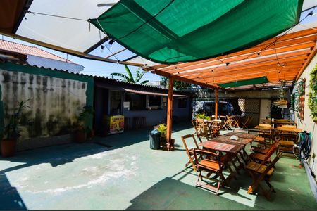 Casa à venda com 250m², 3 quartos e 6 vagasGaragem