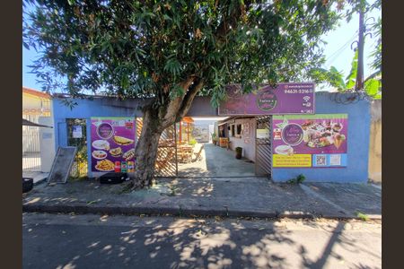 Casa à venda com 250m², 3 quartos e 6 vagasFachada