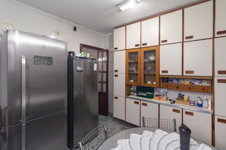 Casa à venda com 180m², 3 quartos e 2 vagasCozinha