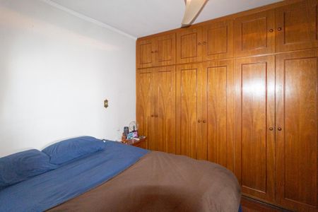 Casa à venda com 180m², 3 quartos e 2 vagasQuarto 3