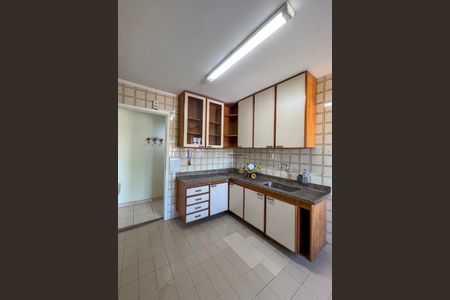 Apartamento à venda com 64m², 2 quartos e 1 vagaCozinha
