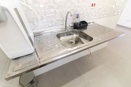 Apartamento para alugar com 48m², 2 quartos e 1 vaga Apartamento para alugar com 48m², 2 quartos e 1 vagaCozinha e Área de Serviço