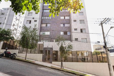 Apartamento para alugar com 93m², 2 quartos e 2 vagasFachada e portaria