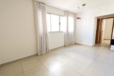 Sala de apartamento para alugar com 2 quartos, 93m² em Buritis, Belo Horizonte
