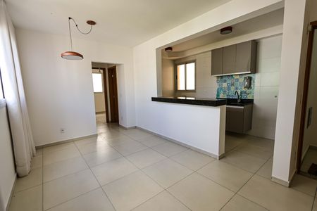 Sala de apartamento para alugar com 2 quartos, 93m² em Buritis, Belo Horizonte