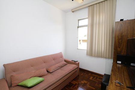 Apartamento à venda com 74m², 3 quartos e 1 vagaQuarto 2