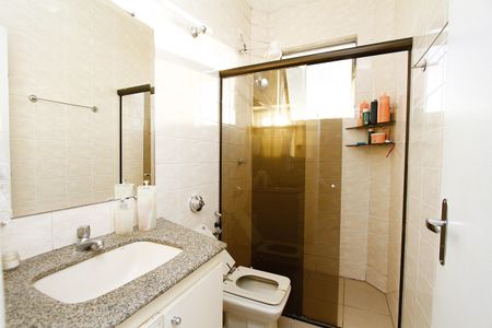 Apartamento à venda com 74m², 3 quartos e 1 vagaBanheiro Social