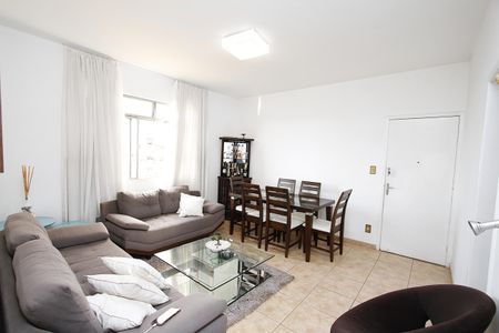 Apartamento à venda com 74m², 3 quartos e 1 vagaSala