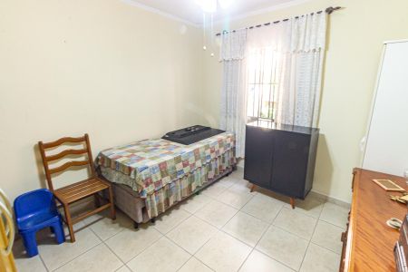 Casa à venda com 230m², 6 quartos e 1 vagaQuarto 2