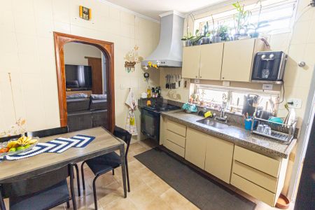 Casa à venda com 230m², 6 quartos e 1 vagaCasa 2 - Cozinha