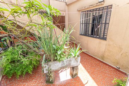Casa à venda com 230m², 6 quartos e 1 vagaÁrea de Serviço