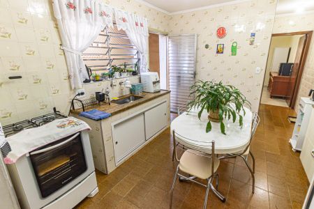 Casa à venda com 230m², 6 quartos e 1 vagaCozinha
