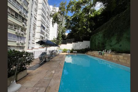 Apartamento à venda com 144m², 3 quartos e 1 vagaÁrea comum - Piscina