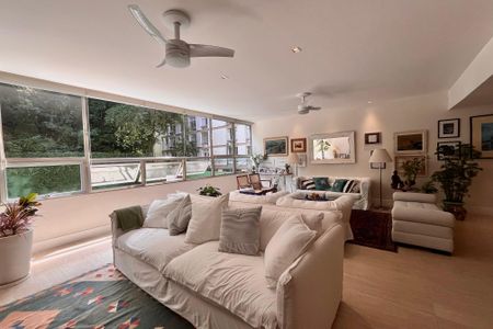 Apartamento à venda com 144m², 3 quartos e 1 vagaSala