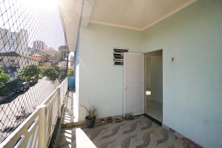 Apartamento para alugar com 85m², 2 quartos e sem vaga Apartamento para alugar com 85m², 2 quartos e sem vagaVaranda