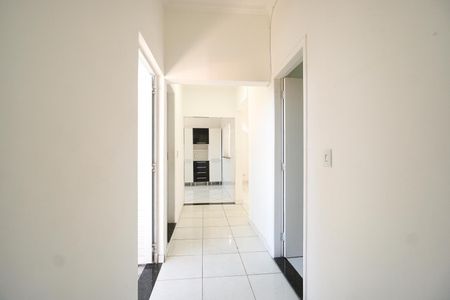 Apartamento para alugar com 85m², 2 quartos e sem vaga Apartamento para alugar com 85m², 2 quartos e sem vagaCorredor dos quartos