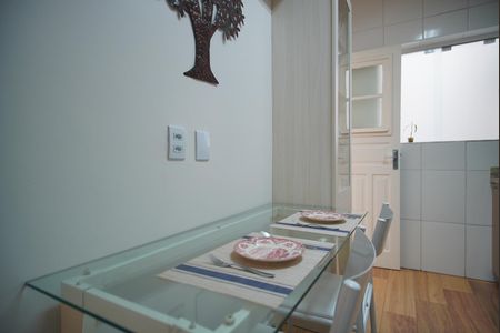 Apartamento para alugar com 76m², 2 quartos e sem vagaCozinha