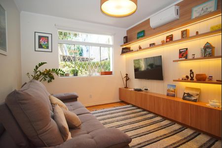 Sala de apartamento para alugar com 2 quartos, 76m² em Rio Branco, Porto Alegre