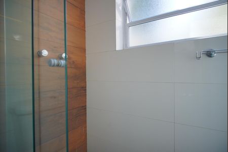 Apartamento para alugar com 76m², 2 quartos e sem vagaBanheiro da Suíte 2