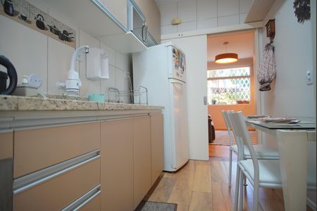 Apartamento para alugar com 76m², 2 quartos e sem vagaCozinha