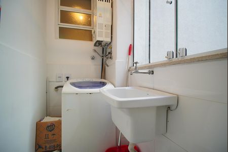 Apartamento para alugar com 76m², 2 quartos e sem vagaÁrea de Serviço