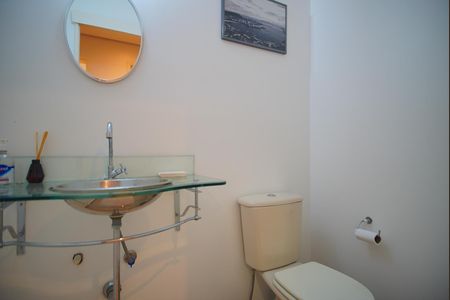 Lavabo de apartamento para alugar com 2 quartos, 76m² em Rio Branco, Porto Alegre
