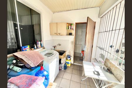 Casa à venda com 350m², 3 quartos e 2 vagasÁrea de Serviço