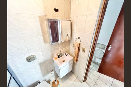 Casa à venda com 350m², 3 quartos e 2 vagasBanheiro da Suíte