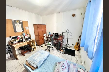 Casa à venda com 350m², 3 quartos e 2 vagasQuarto 3 - Suíte