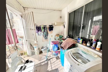 Casa à venda com 350m², 3 quartos e 2 vagasÁrea de Serviço