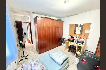 Casa à venda com 350m², 3 quartos e 2 vagasQuarto 3 - Suíte
