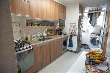 Apartamento para alugar com 58m², 2 quartos e 1 vaga Apartamento para alugar com 58m², 2 quartos e 1 vagaCozinha