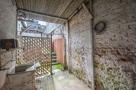 Casa à venda com 260m², 1 quarto e 1 vaga Casa à venda com 260m², 1 quarto e 1 vagaÁrea de Serviço